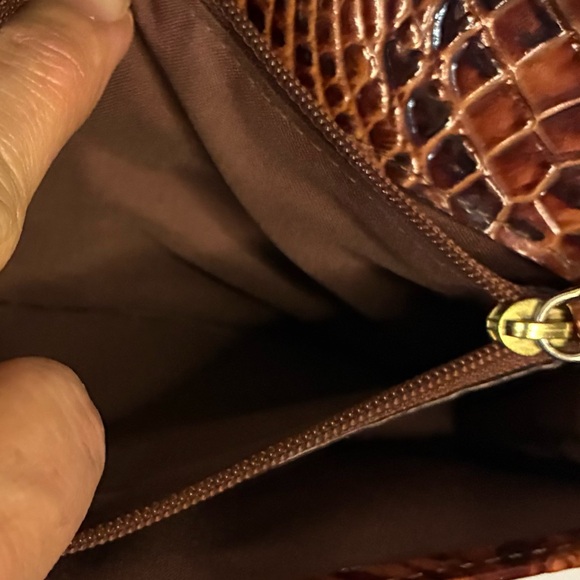 BRAHMIN DEBRA PECAN MELBOURNE GENUINE LEATHER CROC EMBOSSED WRISTLET WALLET - Picture 6 of 16